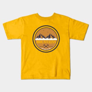 Explore Nature in mountains Kids T-Shirt